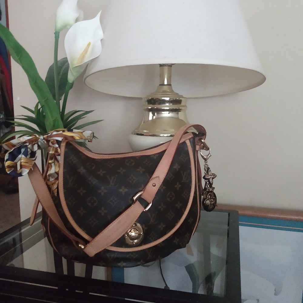 Louis Vuitton Tulum GM
